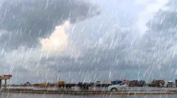 تحذيرات من أمطار ورياح شديدة تضرب المنطقة الشرقية وفق الأرصاد الجوية